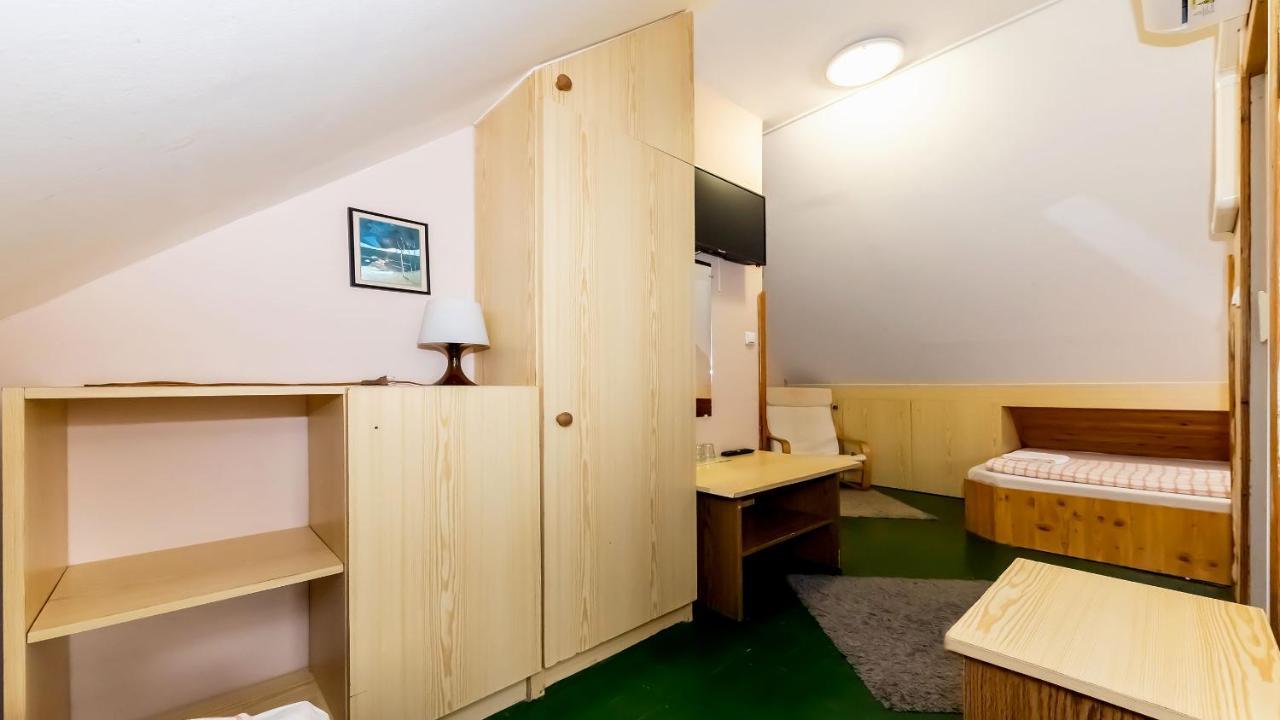 Csillagtura Panzio Bed & Breakfast Eger Exterior foto