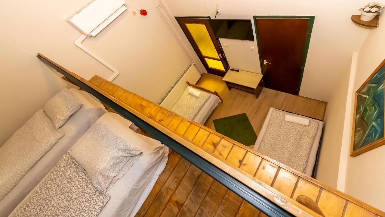 Csillagtura Panzio Bed & Breakfast Eger Exterior foto