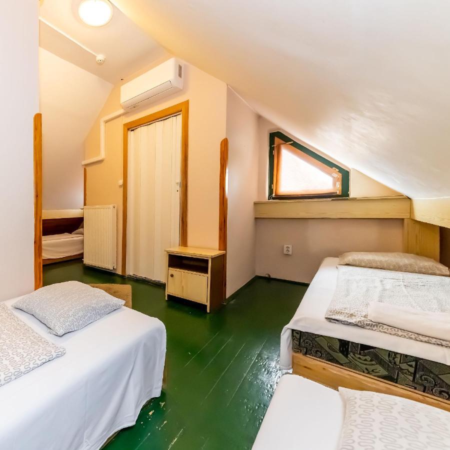 Csillagtura Panzio Bed & Breakfast Eger Exterior foto