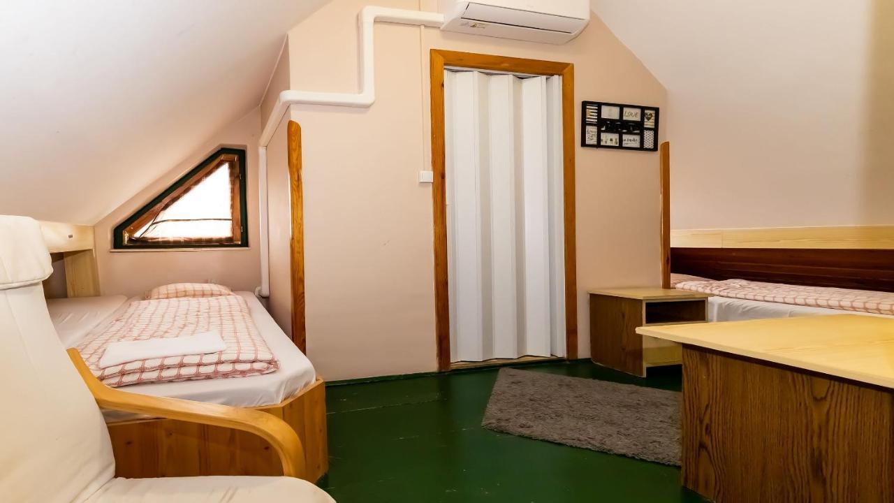 Csillagtura Panzio Bed & Breakfast Eger Exterior foto