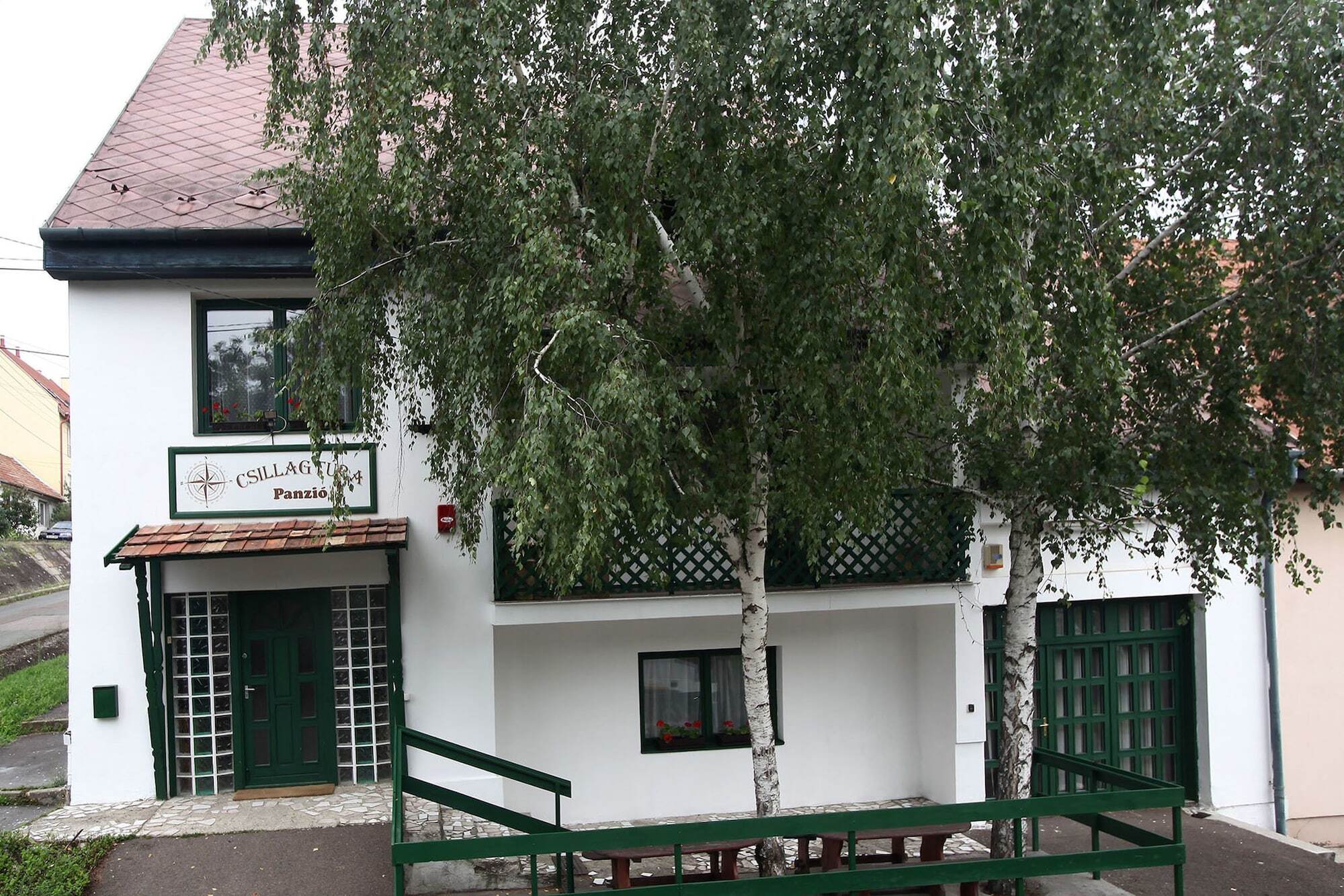 Csillagtura Panzio Bed & Breakfast Eger Exterior foto